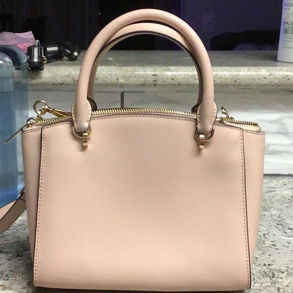 Michael Kors Ellis Studded Crossbody Bag🌸🌷🌸 - Picture 10 of 14